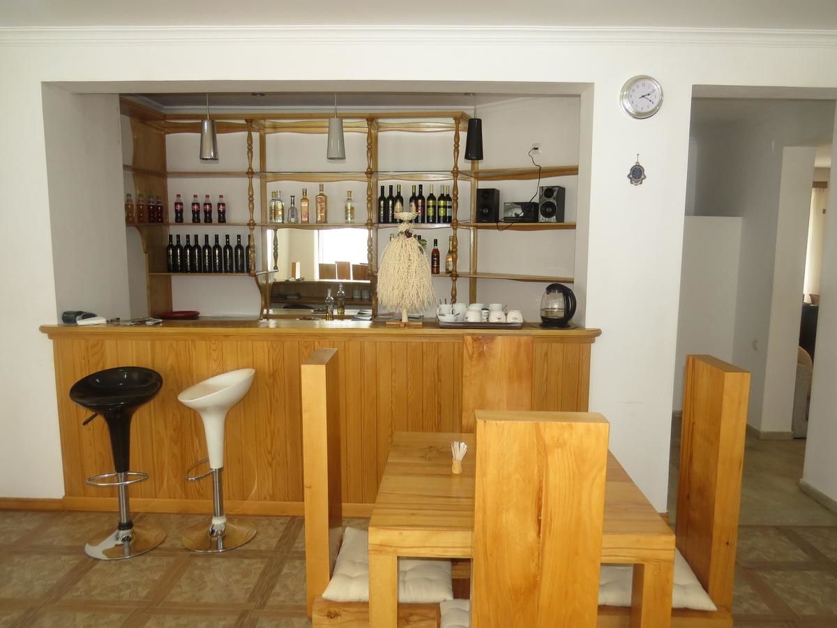 Отель Lileo Hotel Местиа-26