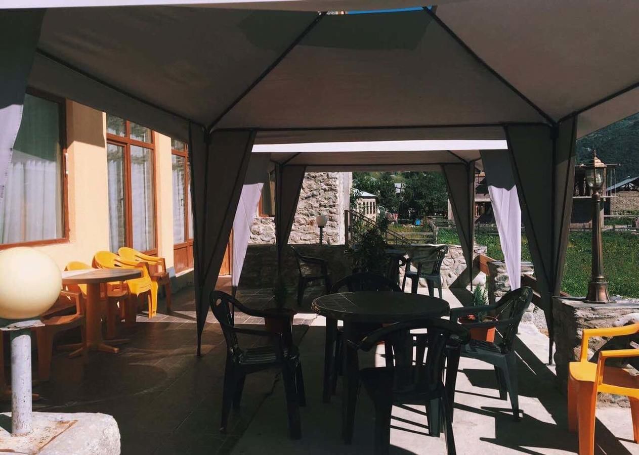 Отель Lileo Hotel Местиа-27
