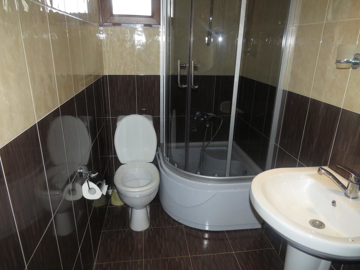 Отель Lileo Hotel Местиа-34