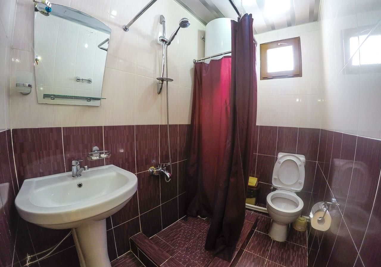 Отель Lileo Hotel Местиа