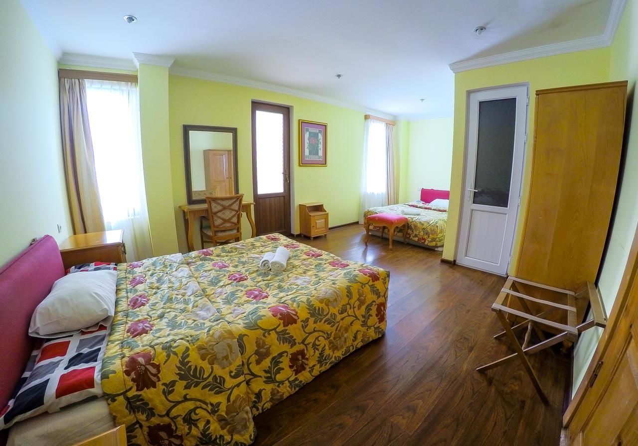 Отель Lileo Hotel Местиа-41