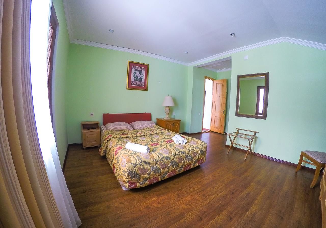 Отель Lileo Hotel Местиа